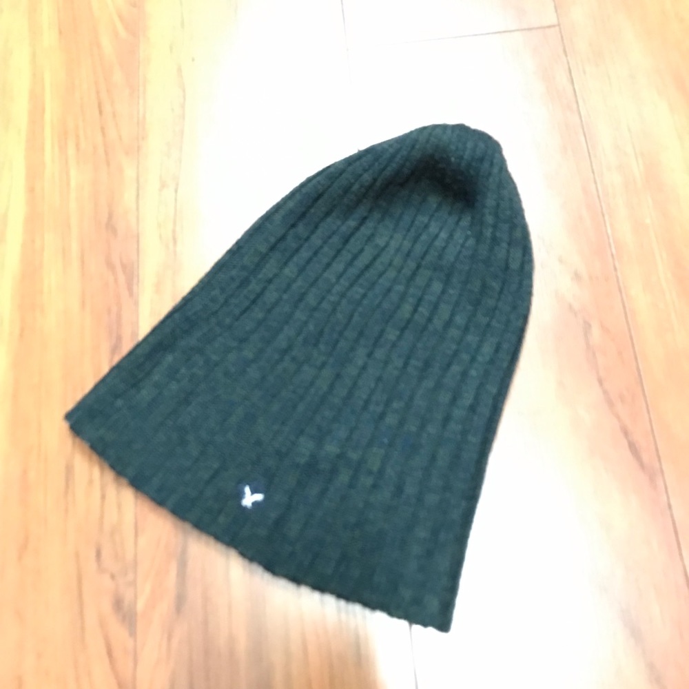 American Eagle Reversable slouchy beanie
